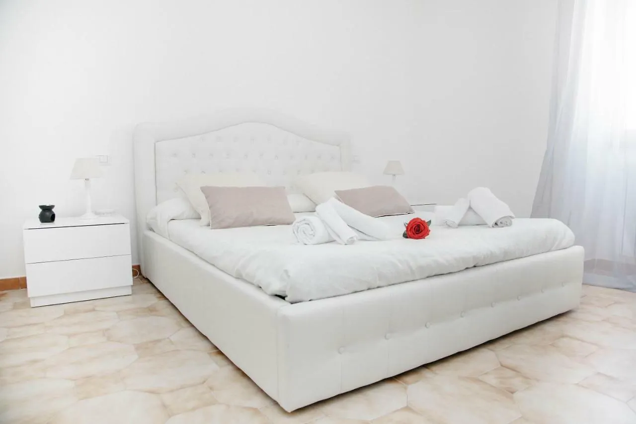 Casa Marzia Affittacamere Alghero 2*,  Italien